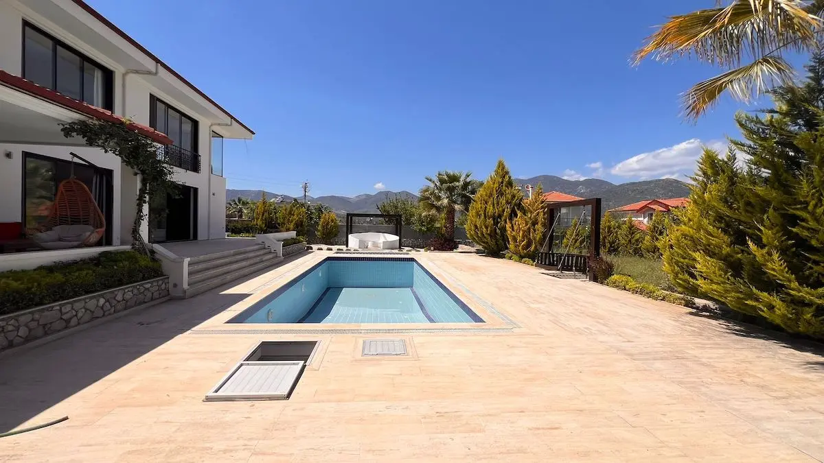 Property in Uzumlu